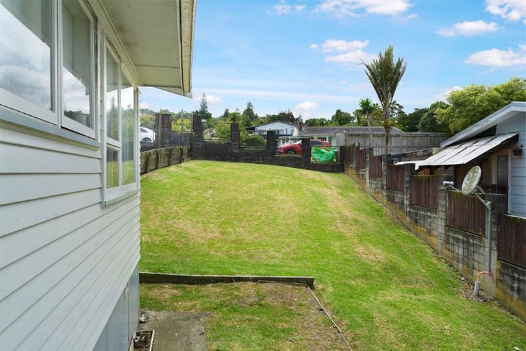 Photo of property in 107 Captain Scott Road, Glen Eden, Auckland, 0602