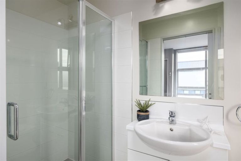 Photo of property in 543 Barbadoes Street, Edgeware, Christchurch, 8013