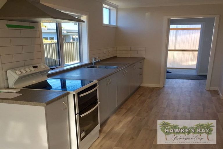 Photo of property in 37 Cassino Crescent, Onekawa, Napier, 4110