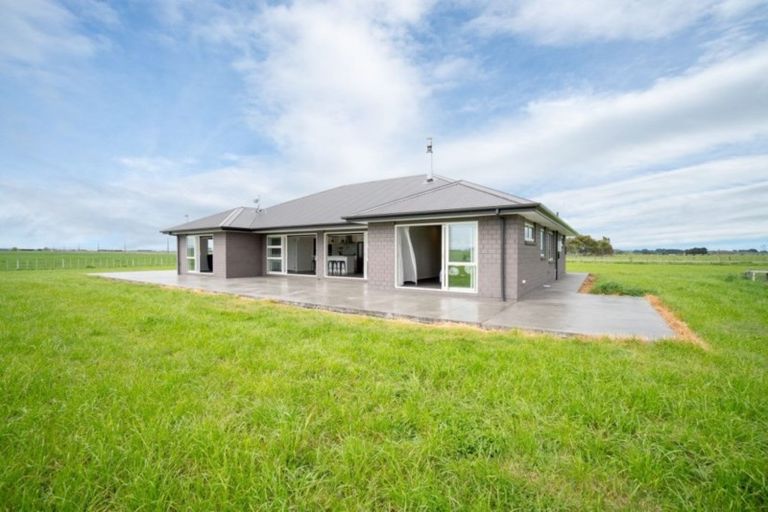 Photo of property in 285 Mcdonell Road, Ohakea, Palmerston North, 4479