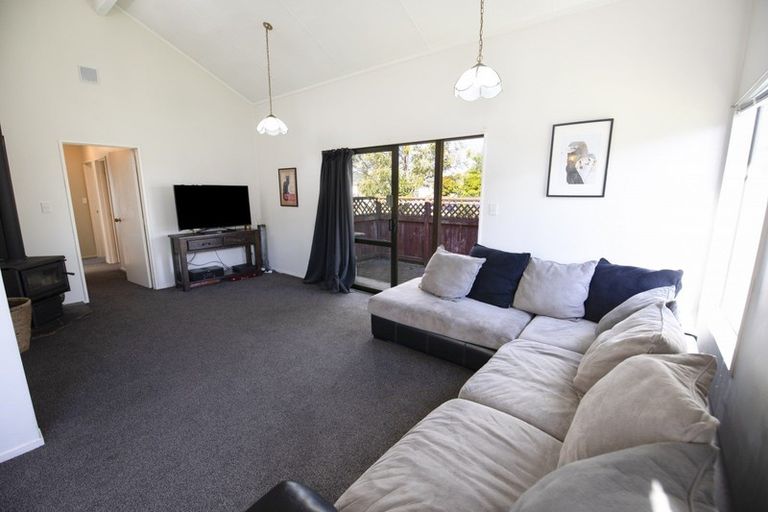 Photo of property in 52 Spriggs Crescent, Greenmeadows, Napier, 4112