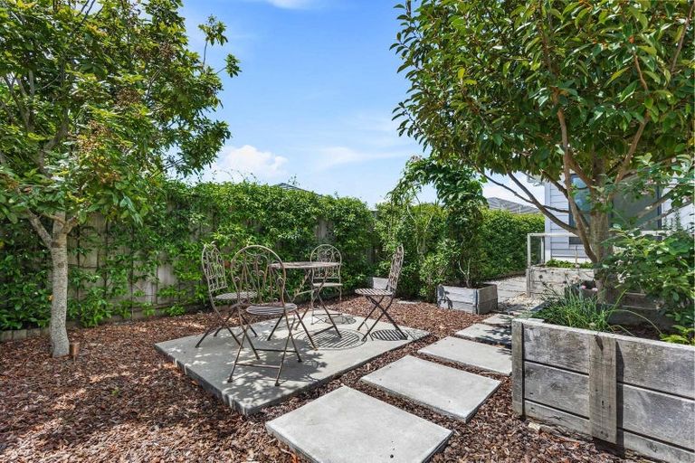 Photo of property in 45 Pohutukawa Parade, Riverhead, 0820