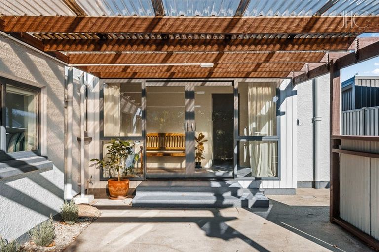 Photo of property in 29 Molyneux Avenue, Cromwell, 9310