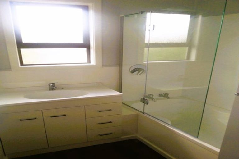 Photo of property in 7 Pah Road, Onerahi, Whangarei, 0110