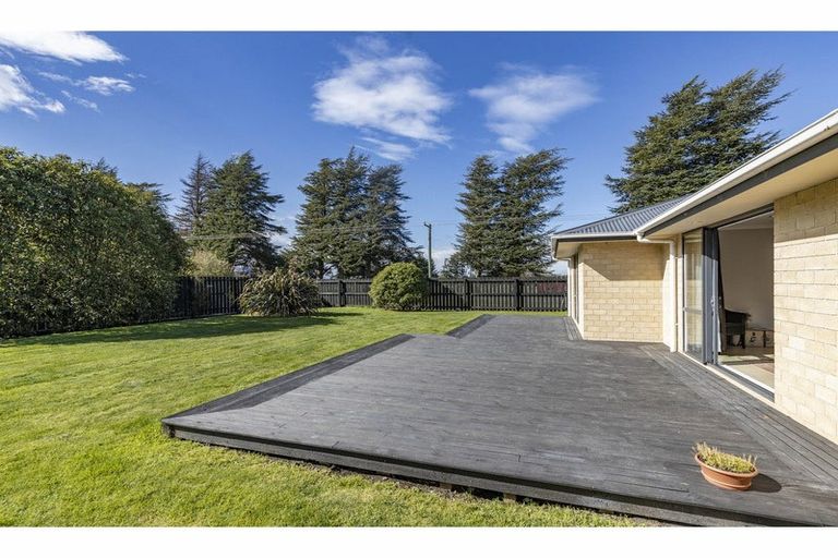 Photo of property in 107 High Street, Oxford, 7430