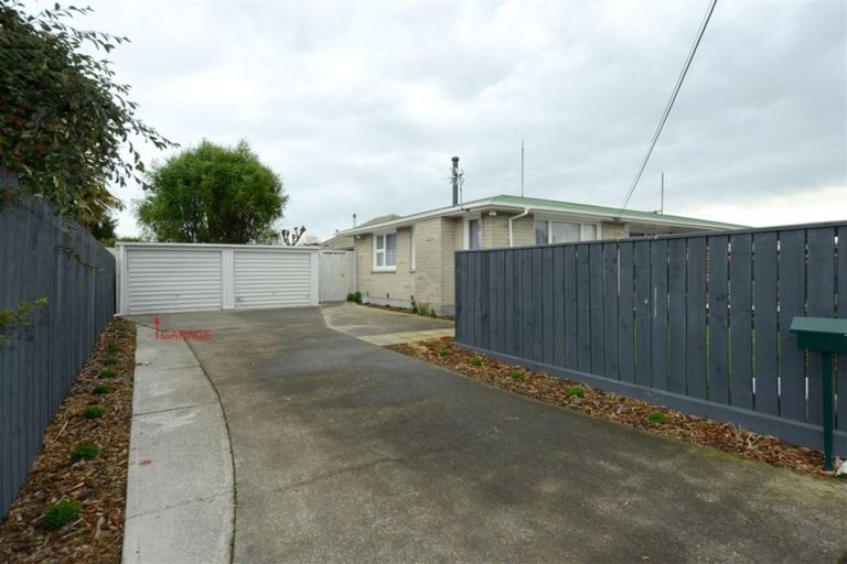 Photo of property in 12 Erin Crescent, Mairehau, Christchurch, 8013