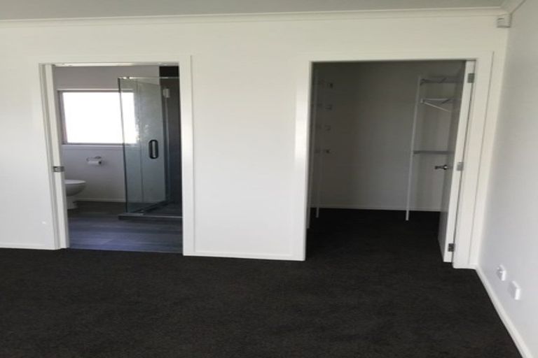 Photo of property in 1 Gardner Place, Otaki, 5512