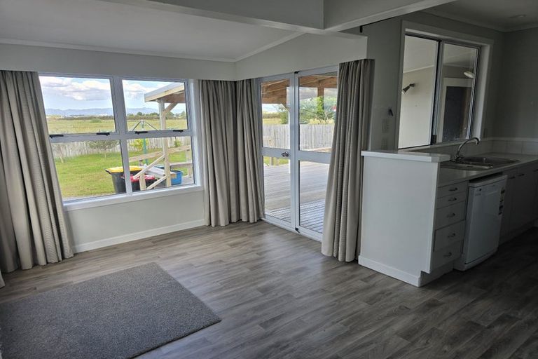 Photo of property in 100 Pipiroa Road, Ngatea, 3503