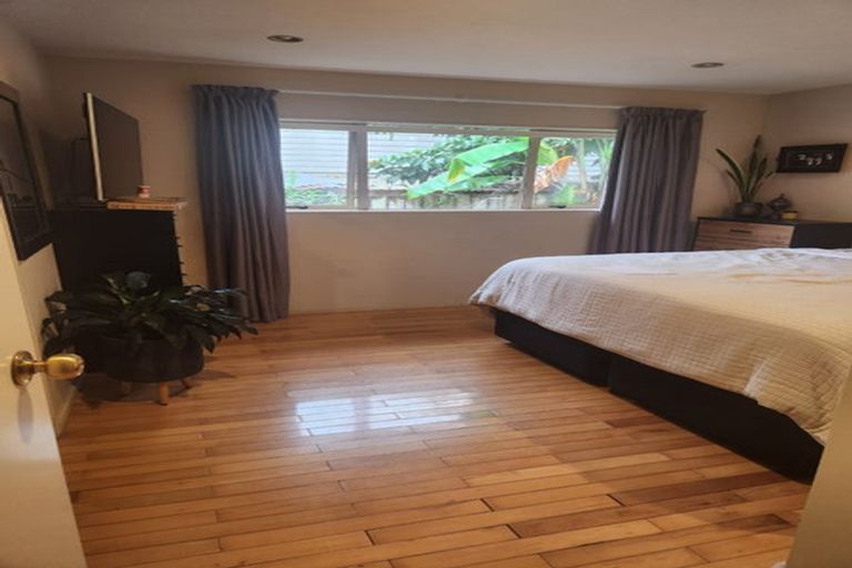 Photo of property in 28a Kingdale Road, Henderson, Auckland, 0610