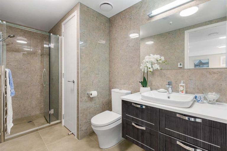 Photo of property in 75 Panorama Heights, Orewa, 0931