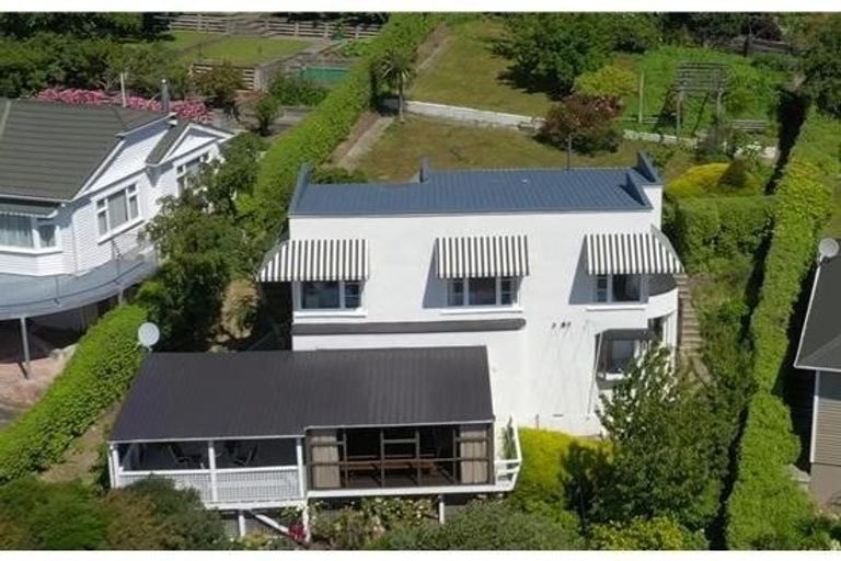 Photo of property in 38 Saint Andrews Hill Road, Mount Pleasant, Christchurch, 8081