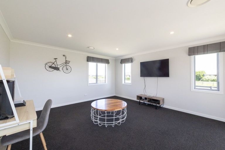 Photo of property in 96 Mount Taylor Drive, Feilding, 4775