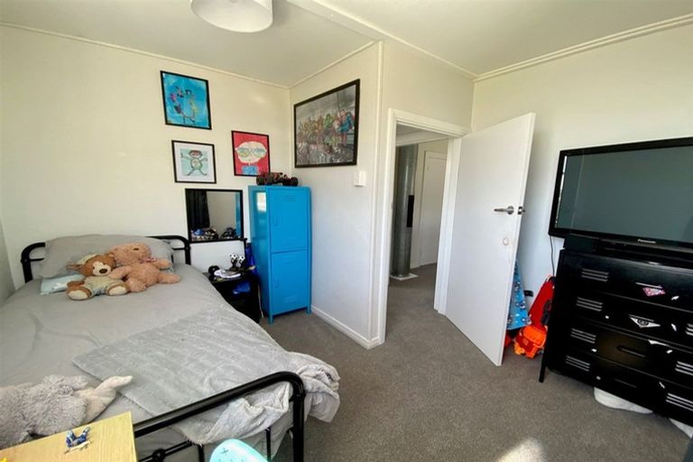 Photo of property in 6 Cossens Street, Balclutha, 9230