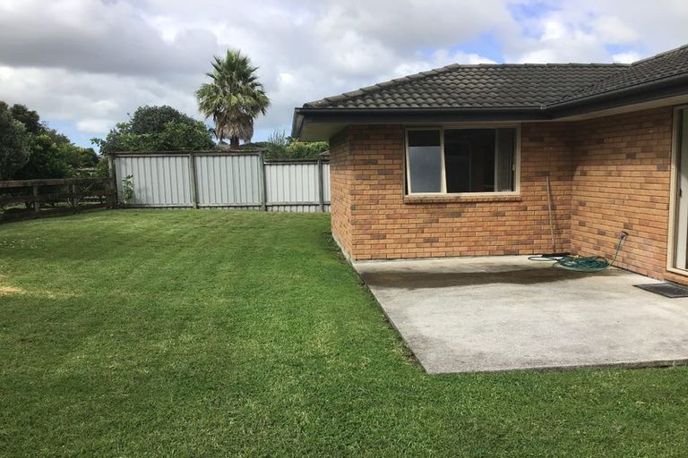 Photo of property in 13a Owens Road, Waiuku, 2123