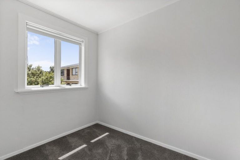 Photo of property in 5 Blease Street, New Lynn, Auckland, 0600