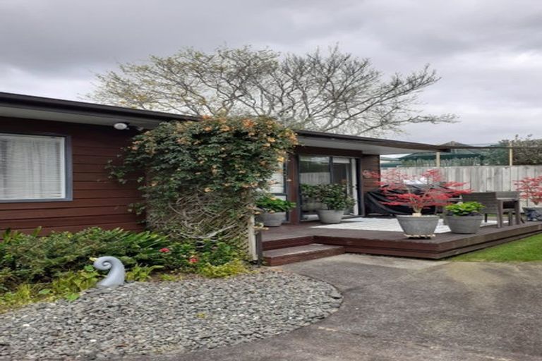 Photo of property in 62 Angelo Avenue, Howick, Auckland, 2014