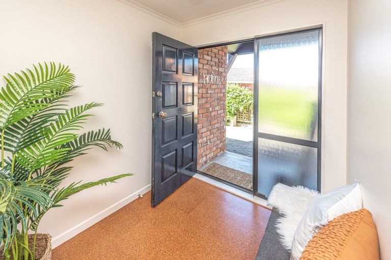 Photo of property in 21 Grey Street, College Estate, Whanganui, 4500