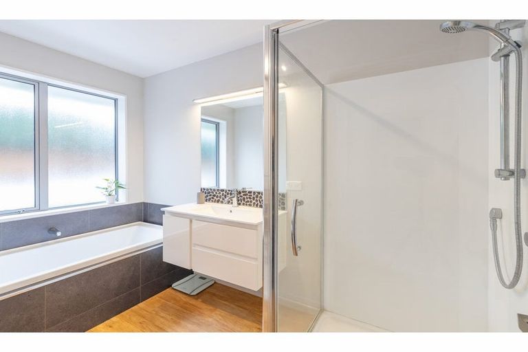 Photo of property in 8 Polish Settlers Place, Marshland, Christchurch, 8083