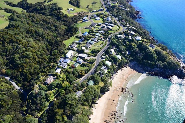 Photo of property in 1170 Cove Road, Langs Beach, Waipu, 0582