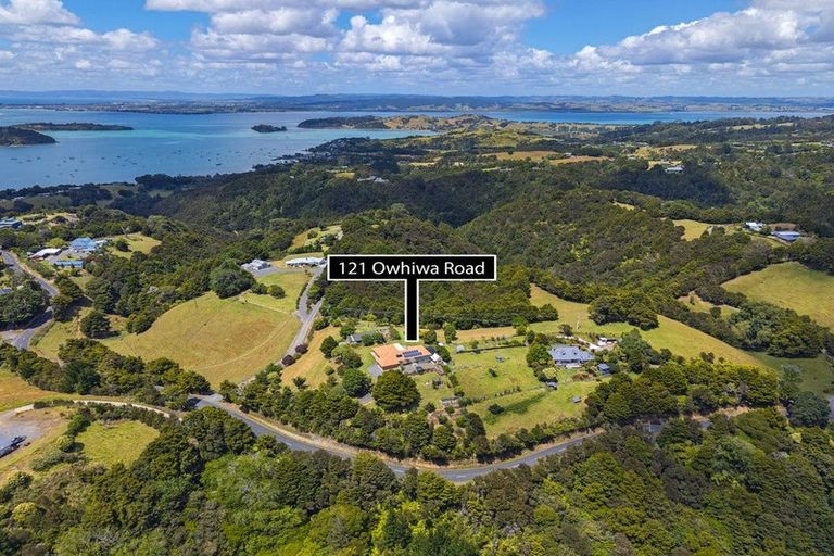 Photo of property in 121 Owhiwa Road, Parua Bay, Onerahi, 0192