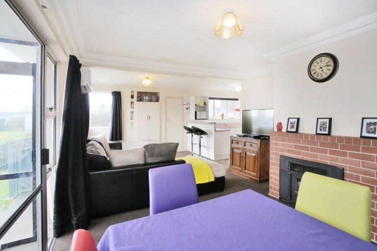 Photo of property in 9 Burns Street, Kew, Invercargill, 9812