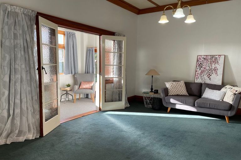 Photo of property in 1 Home Street, Winton, 9720