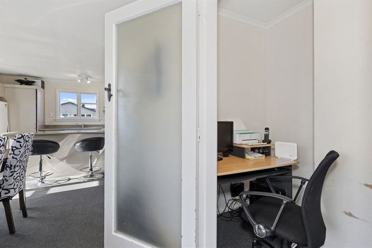 Photo of property in 5 Charlcott Street, Burnside, Christchurch, 8053