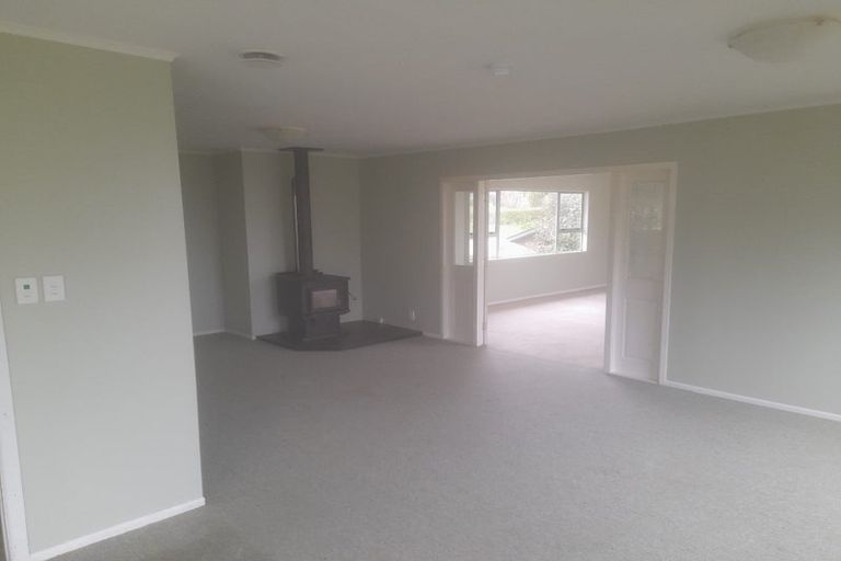 Photo of property in 43 Sunnyview Drive, Brown Owl, Upper Hutt, 5018