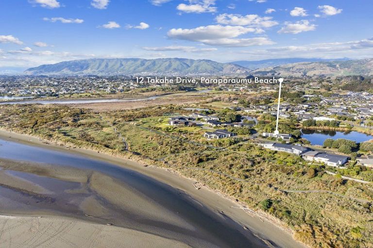 Photo of property in 12 Takahe Drive, Paraparaumu Beach, Paraparaumu, 5032