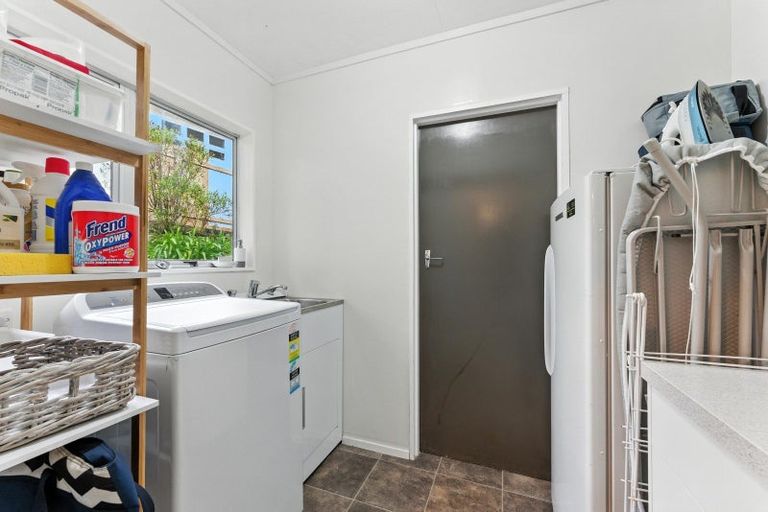 Photo of property in 32 Tararua Street, Pahiatua, 4910