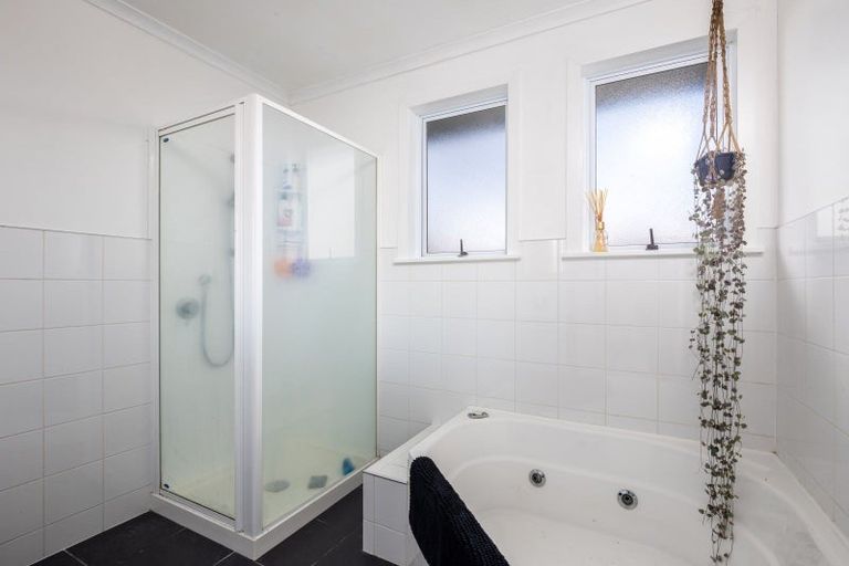 Photo of property in 60 Rosendale Avenue, Spotswood, New Plymouth, 4310