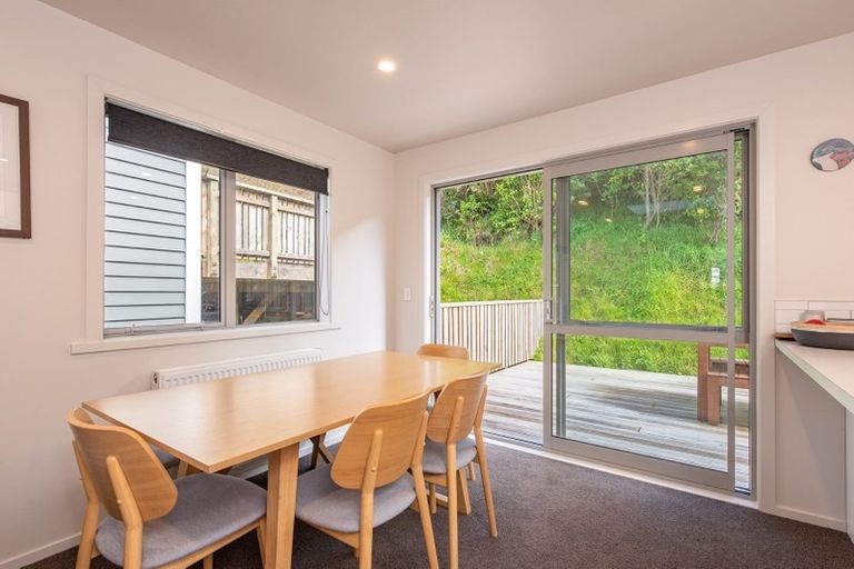 Photo of property in 14b Rarangi Way, Owhiro Bay, Wellington, 6023