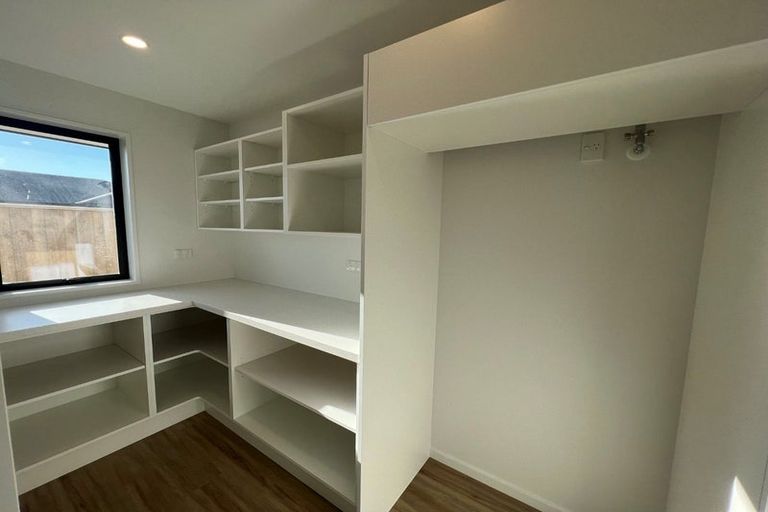 Photo of property in 21 Herridge Street, Woodend, 7691