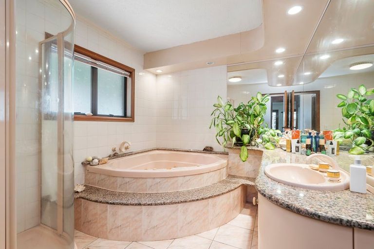 Photo of property in 32 Ngahere Drive, Horahora, Whangarei, 0110