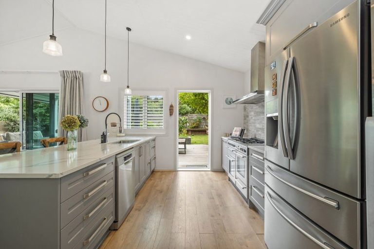 Photo of property in 70 Chesham Avenue, Waipahihi, Taupo, 3330