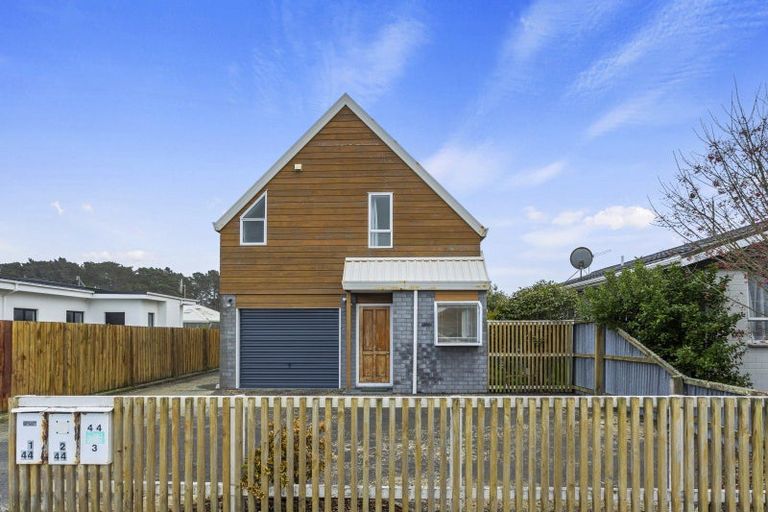 Photo of property in 1/44 Lonsdale Street, New Brighton, Christchurch, 8083