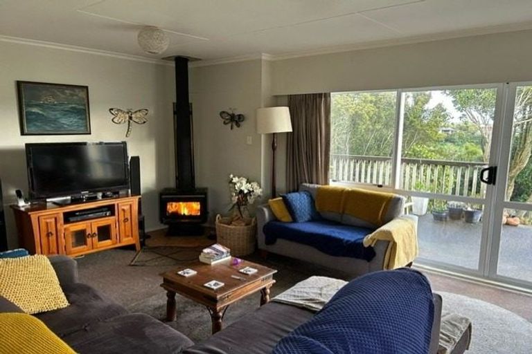 Photo of property in 230 Mangorei Road, Merrilands, New Plymouth, 4312
