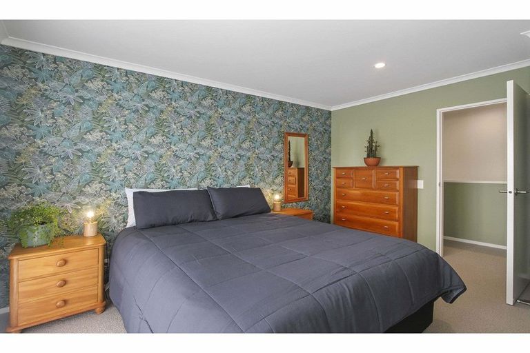 Photo of property in 30 Arthur Rolfe Lane, Swanson, Auckland, 0614