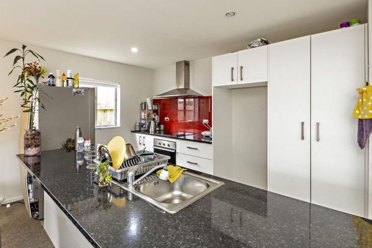 Photo of property in 56 Popokatea Drive, Takanini, 2112