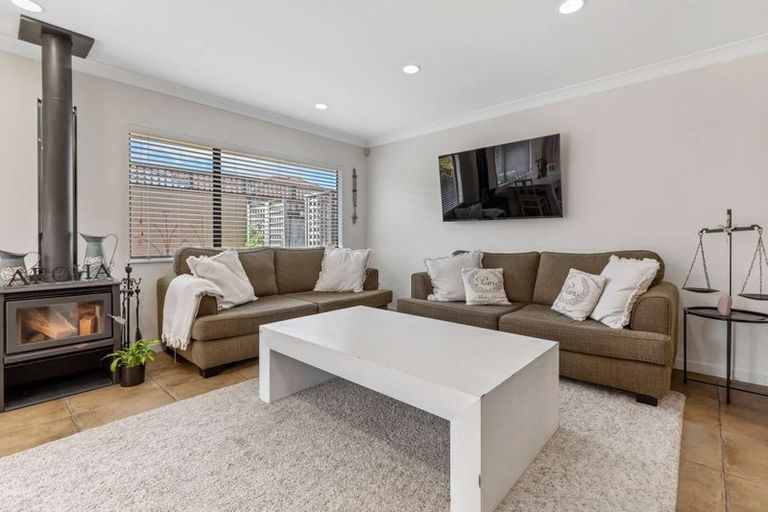 Photo of property in 7 Summerhays Street, Terrace End, Palmerston North, 4410