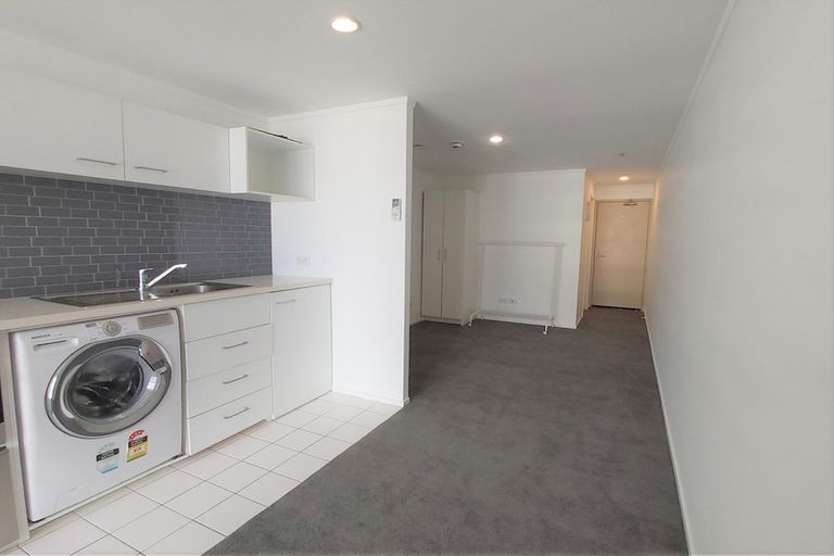 Photo of property in Waldorf Bankside Apartments, 4e/8 Bankside Street, Auckland Central, Auckland, 1010
