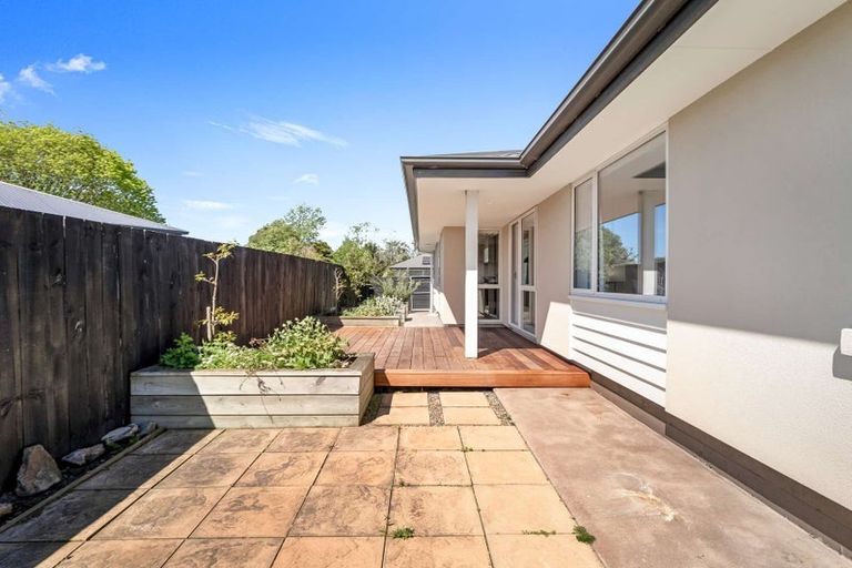 Photo of property in 130a Halswell Junction Road, Halswell, Christchurch, 8025