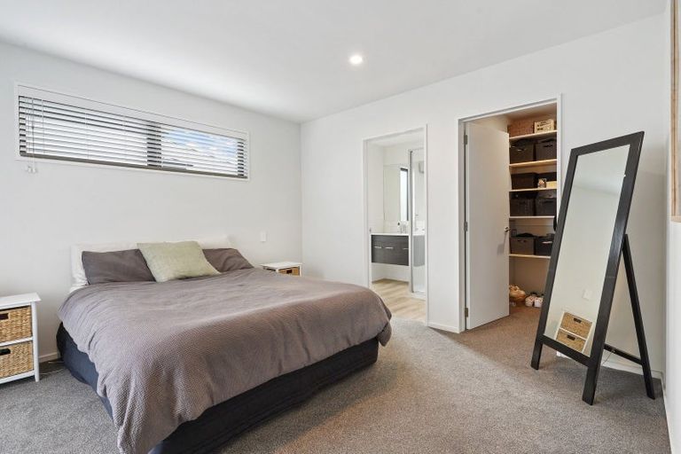 Photo of property in 10 Enforce Lane, Halswell, Christchurch, 8025