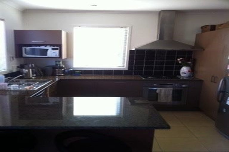 Photo of property in 21 Ashurst Lane, Greenhithe, Auckland, 0632