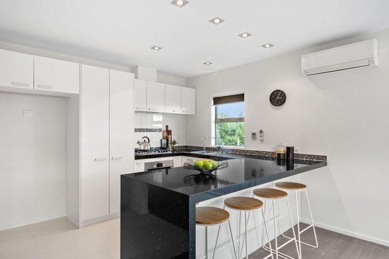 Photo of property in 36a Mandalay Terrace, Khandallah, Wellington, 6035