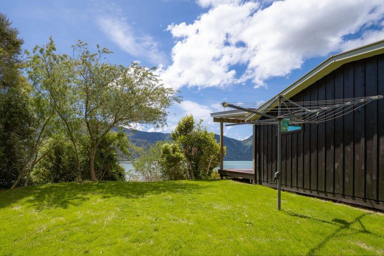 Photo of property in 106 Main Rd Havelock, Havelock, 7100