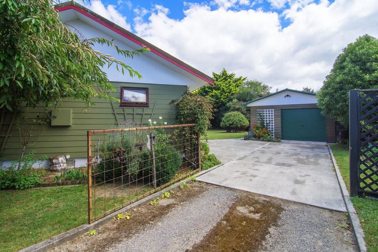 Photo of property in 86 Hillcrest Street, Solway, Masterton, 5810