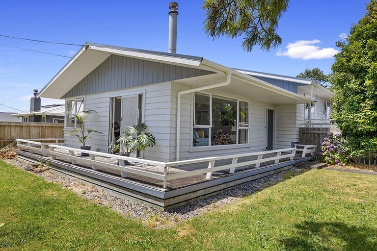 Photo of property in 217 Omata Road, Spotswood, New Plymouth, 4310
