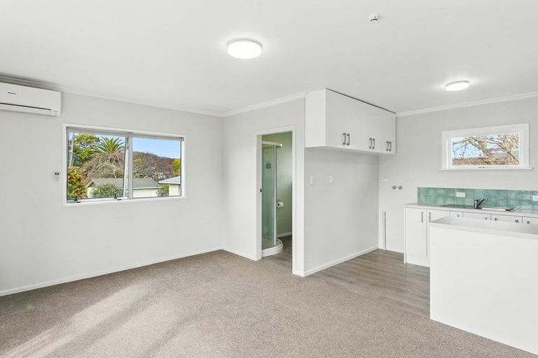 Photo of property in 47 Gray Avenue, Paraparaumu Beach, Paraparaumu, 5032