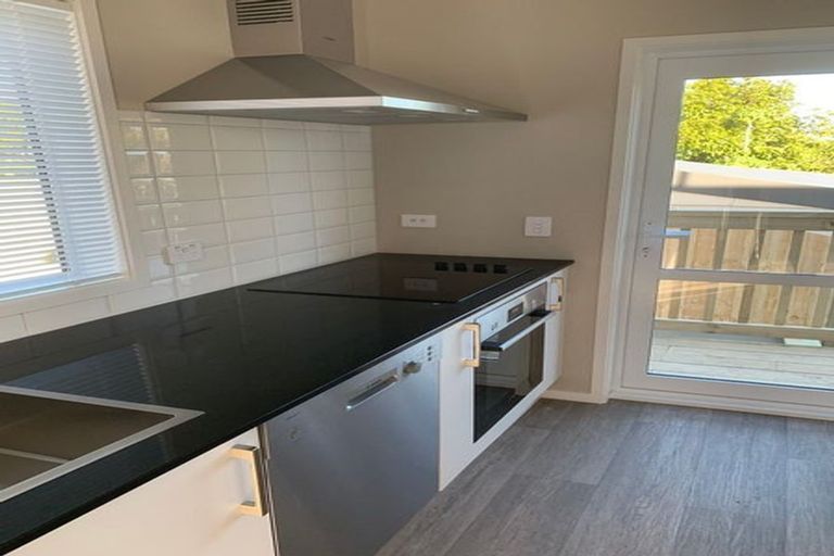 Photo of property in 15 Babington Place, Torbay, Auckland, 0630